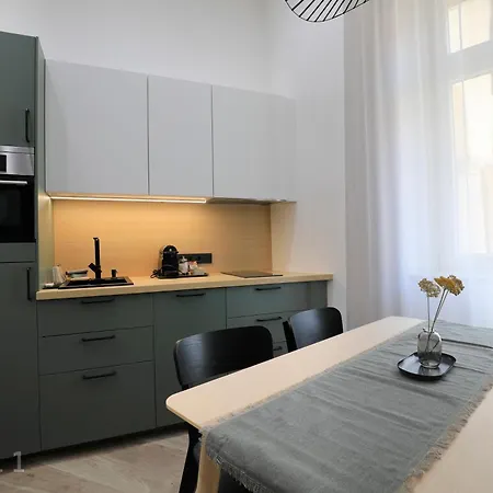 Jobelhome Downtown * בודפשט